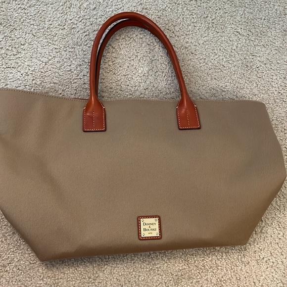 Dooney & Bourke Tote - Picture 7 of 8
